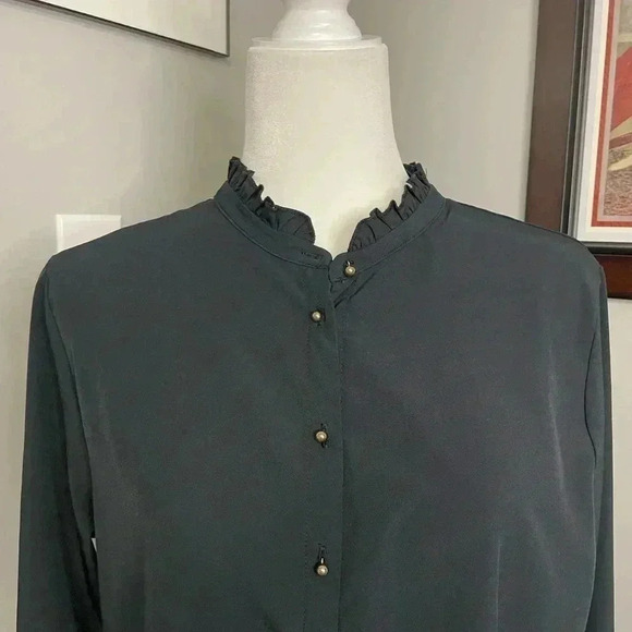 Soft Surroundings The Vivian Shirt Black long button down piecrust collar PLarge - Picture 2 of 7